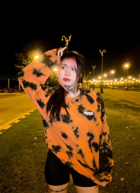 irenkampong1|เปิดวาร์ป น้องแอลลี่ ‘ ไอริน นางแบบสาวสวย สายเซ็กซี่บิกินี หุ่นแซ่บ งานดี.